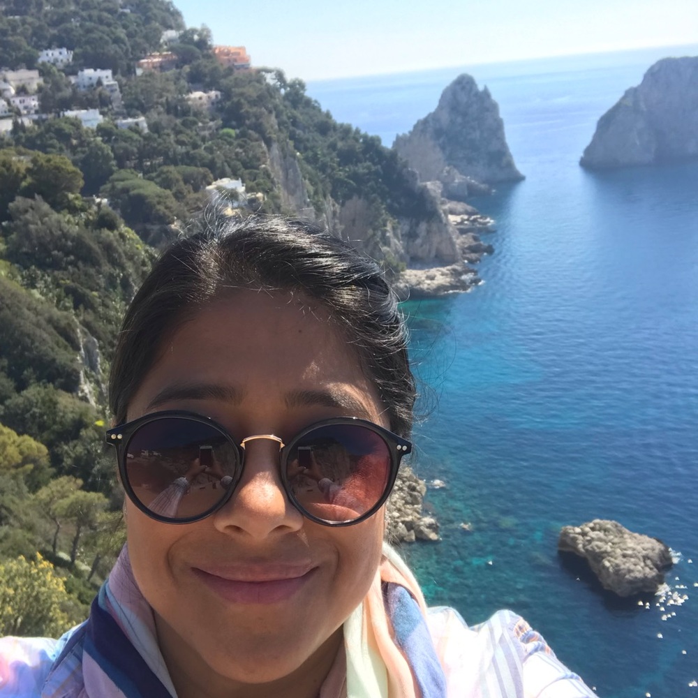 Meet your Posher, Claudia